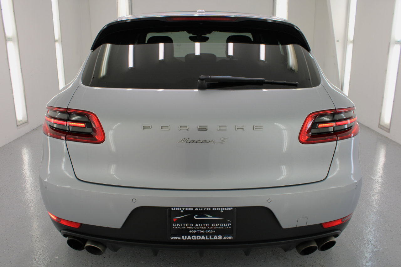 Used 2017 Porsche Macan S image 8