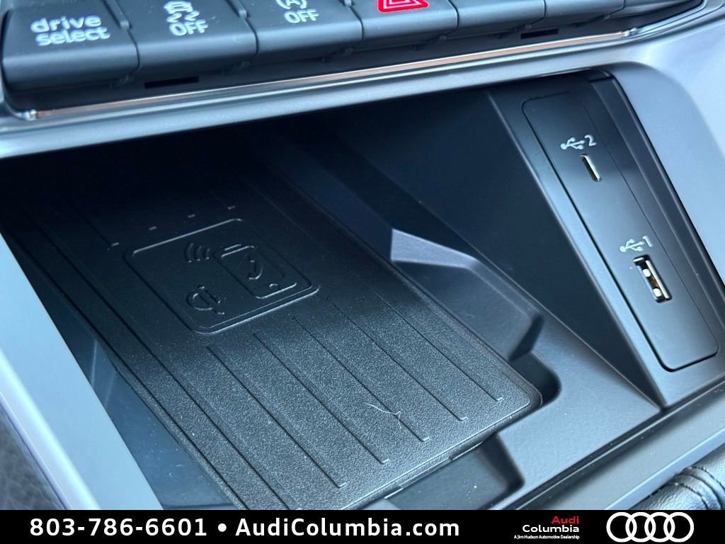 Used 2019 Audi Q3 2.0T Prestige w/ Prestige Package image 35