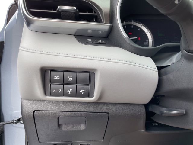 Used 2020 Toyota Highlander Limited AWD/4WD image 24