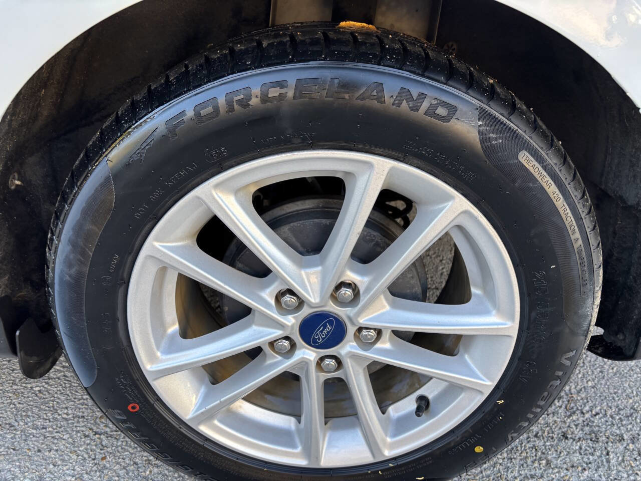 Used 2018 Ford Focus SE image 30