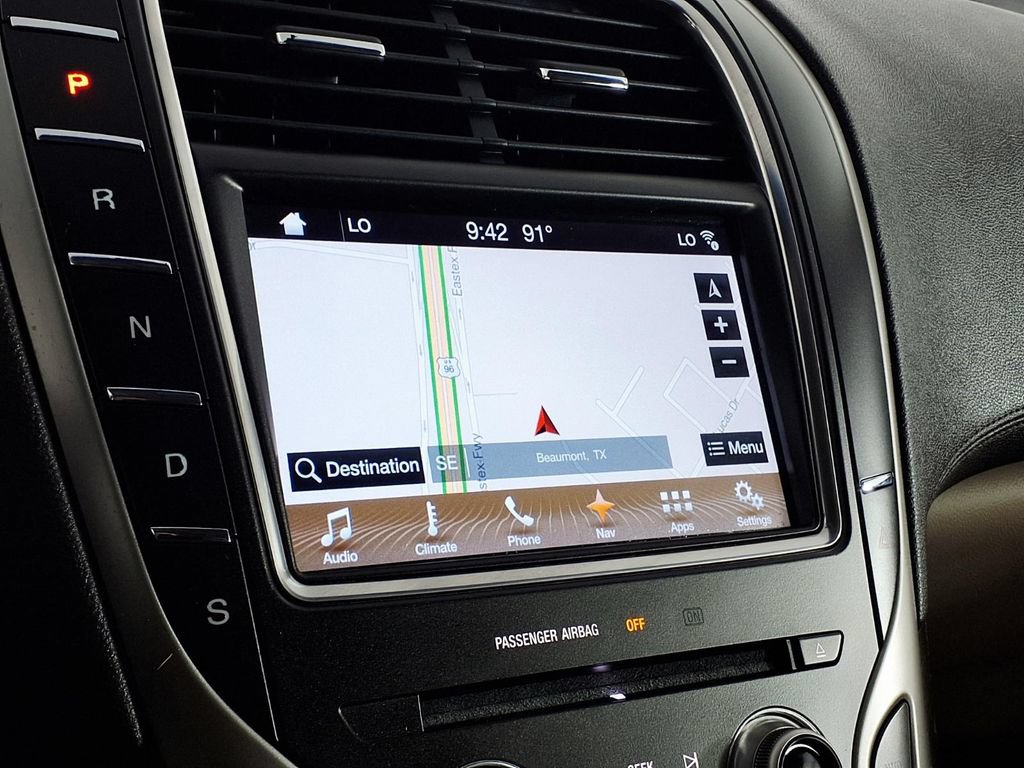 Used 2016 Lincoln MKX Select w/ Select Plus Package FWD image 22