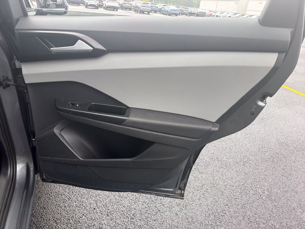 Certified 2022 Volkswagen Taos SEL AWD/4WD image 24