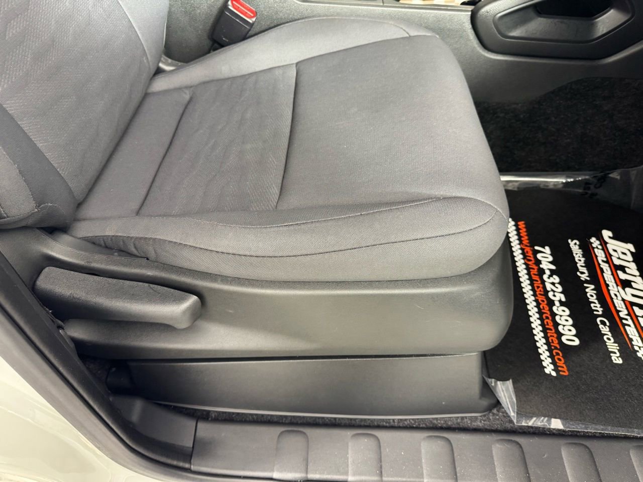 Used 2023 Nissan Frontier S w/ Tow Package image 31