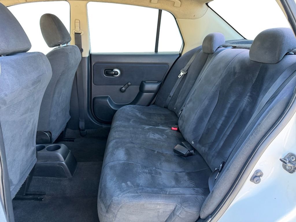 Used 2011 Nissan Versa Sedan FWD image 18