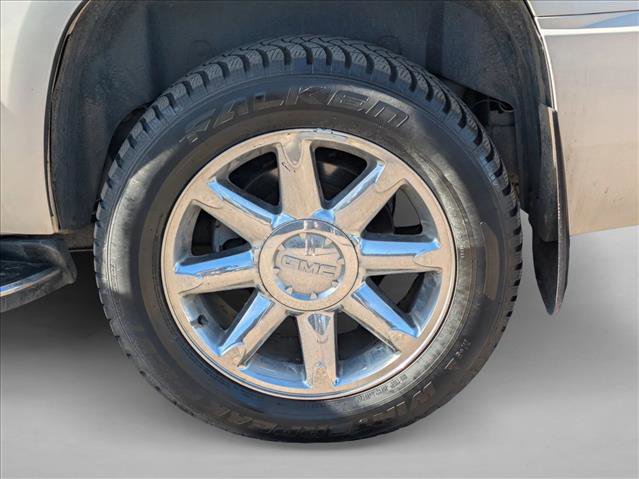 Used 2014 GMC Yukon Denali image 8