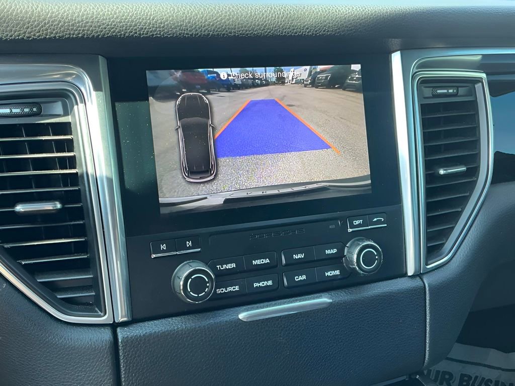 Used 2018 Porsche Macan Sport Edition image 41