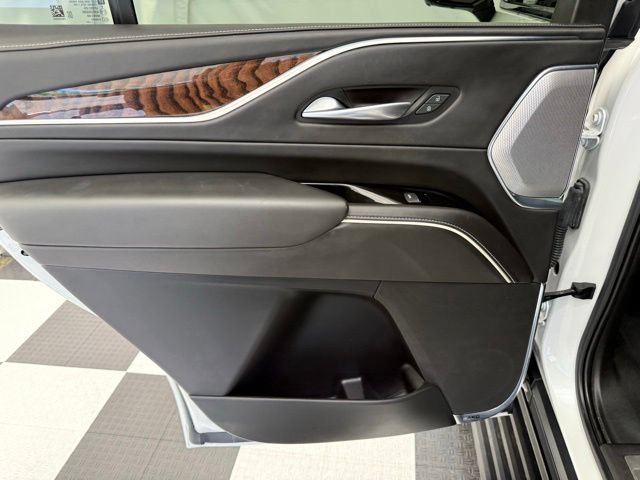 Used 2021 Cadillac Escalade Sport Platinum AWD/4WD image 23