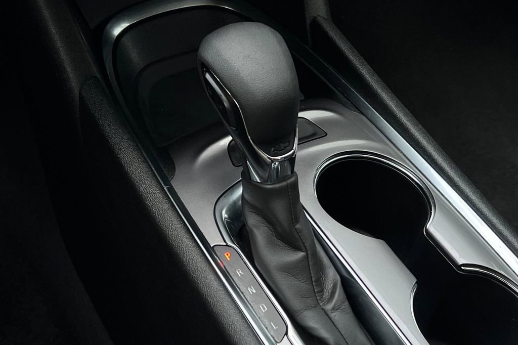 Used 2023 Chevrolet Malibu LT FWD image 20