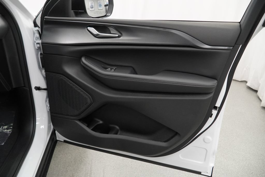 New 2027 Jeep Grand Cherokee Laredo AWD/4WD image 33