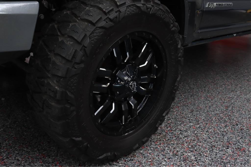 Used 2019 Ford F350 Lariat w/ Lariat Ultimate Package AWD/4WD image 4