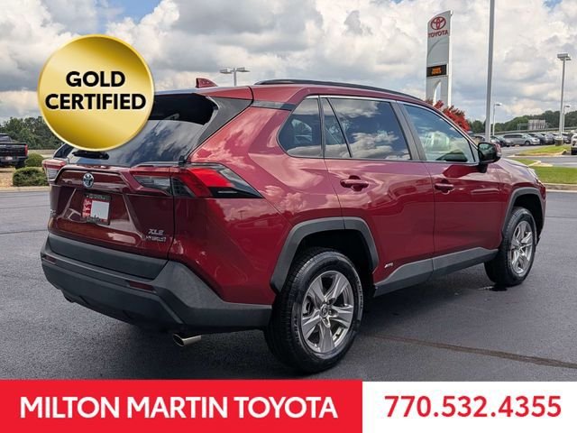 Used 2022 Toyota RAV4 XLE AWD/4WD image 3