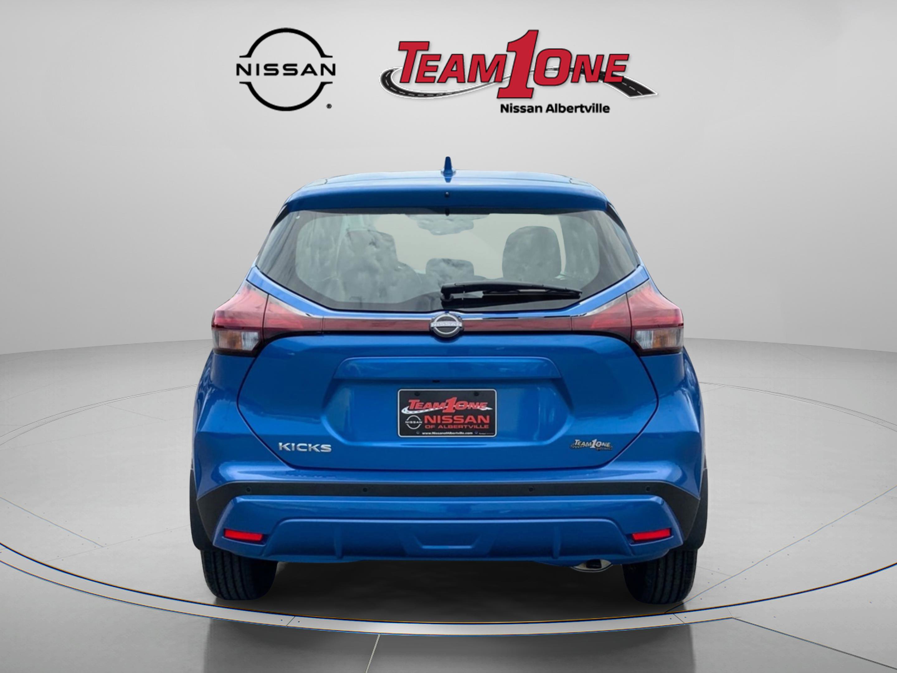 New 2025 Nissan Kicks Play S image 5