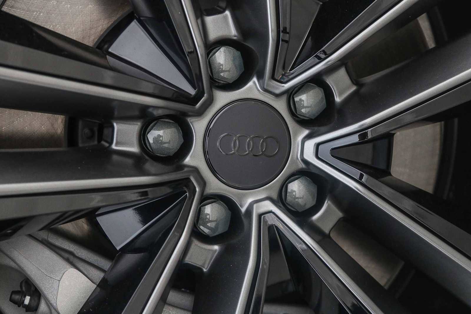 New 2026 Audi Q7 3.0T Premium Plus image 15