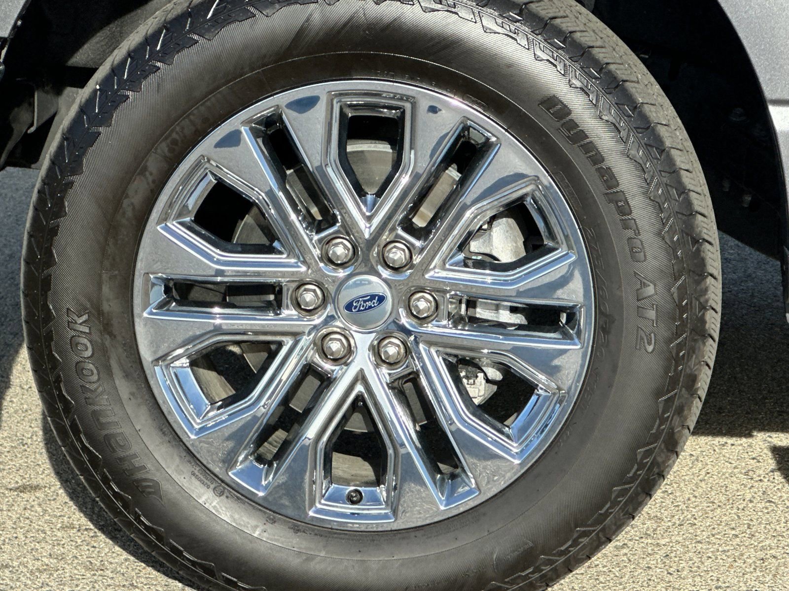 Used 2024 Ford F150 Lariat w/ Bed Utility Package AWD/4WD image 34