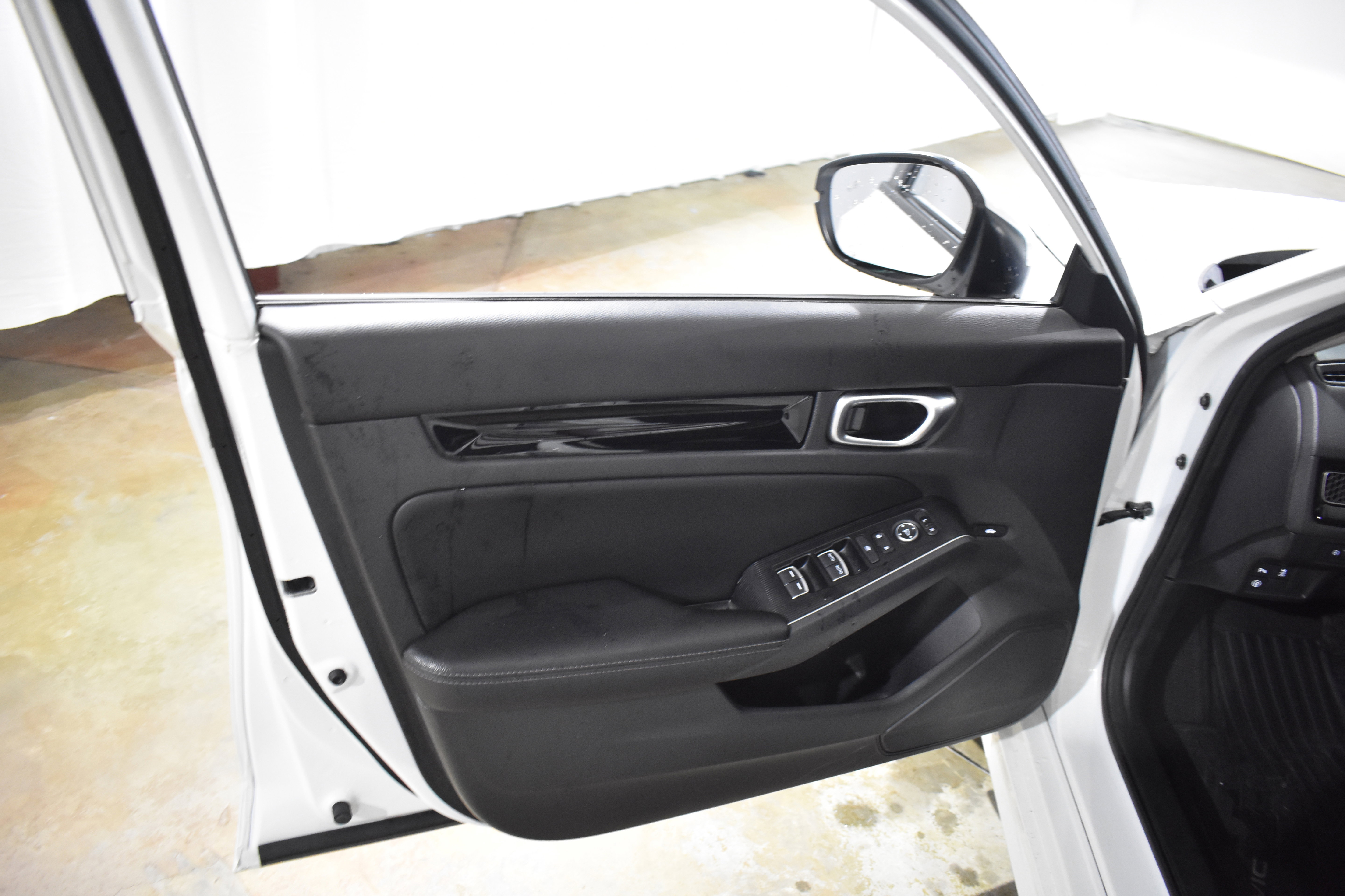 Certified 2023 Honda Civic Touring image 24