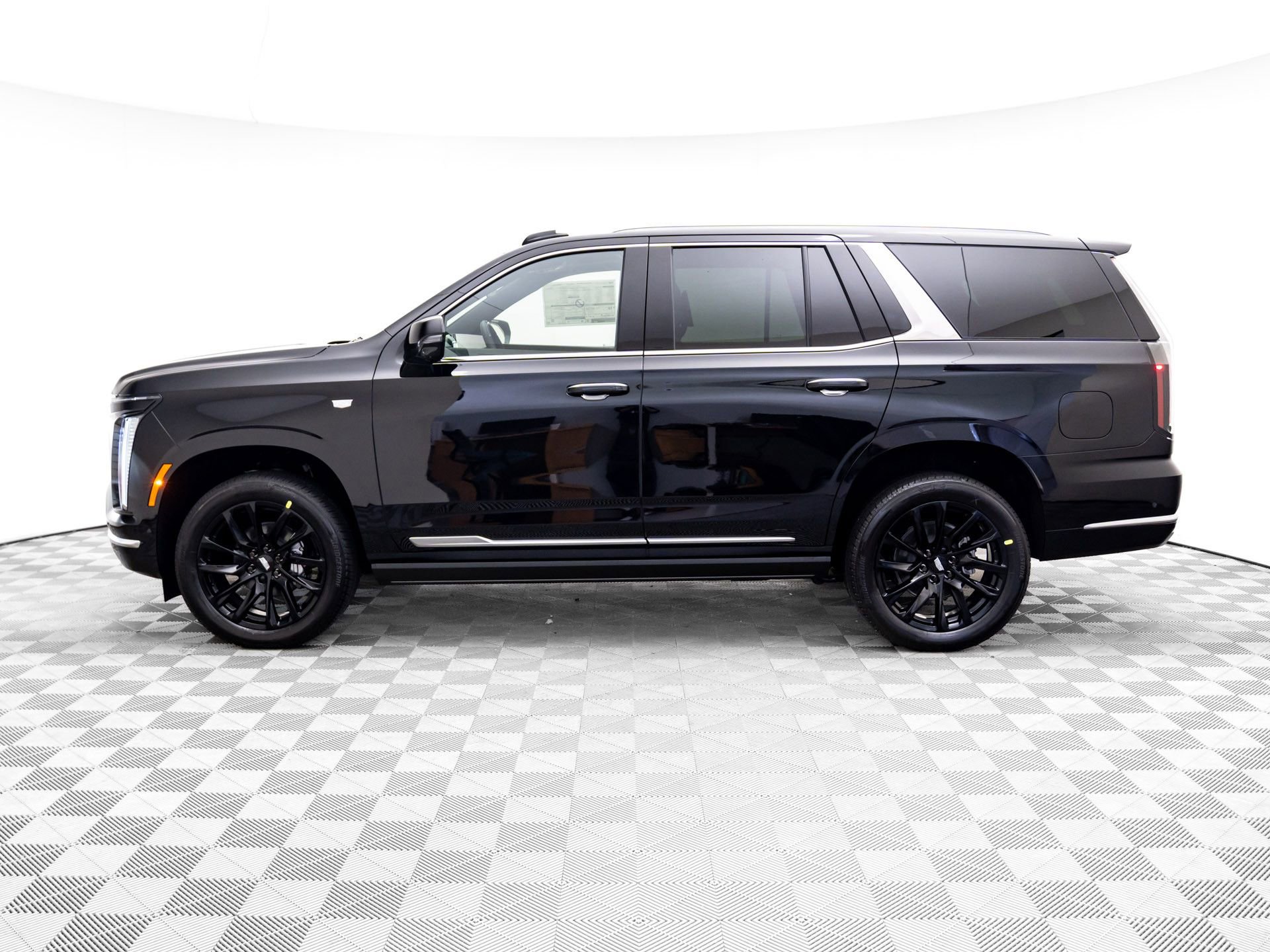 New 2026 Cadillac Escalade Luxury w/ Touring Package video 2