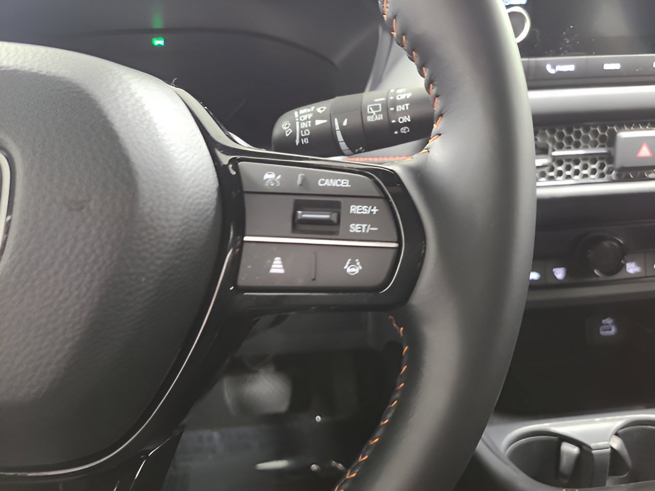 Certified 2025 Honda HR-V Sport image 25