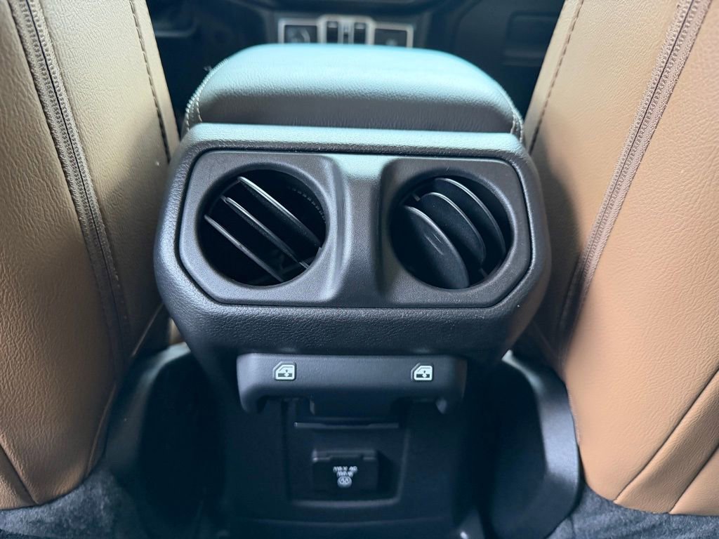 Used 2023 Jeep Wrangler Unlimited Sahara w/ Cold Weather Group image 12