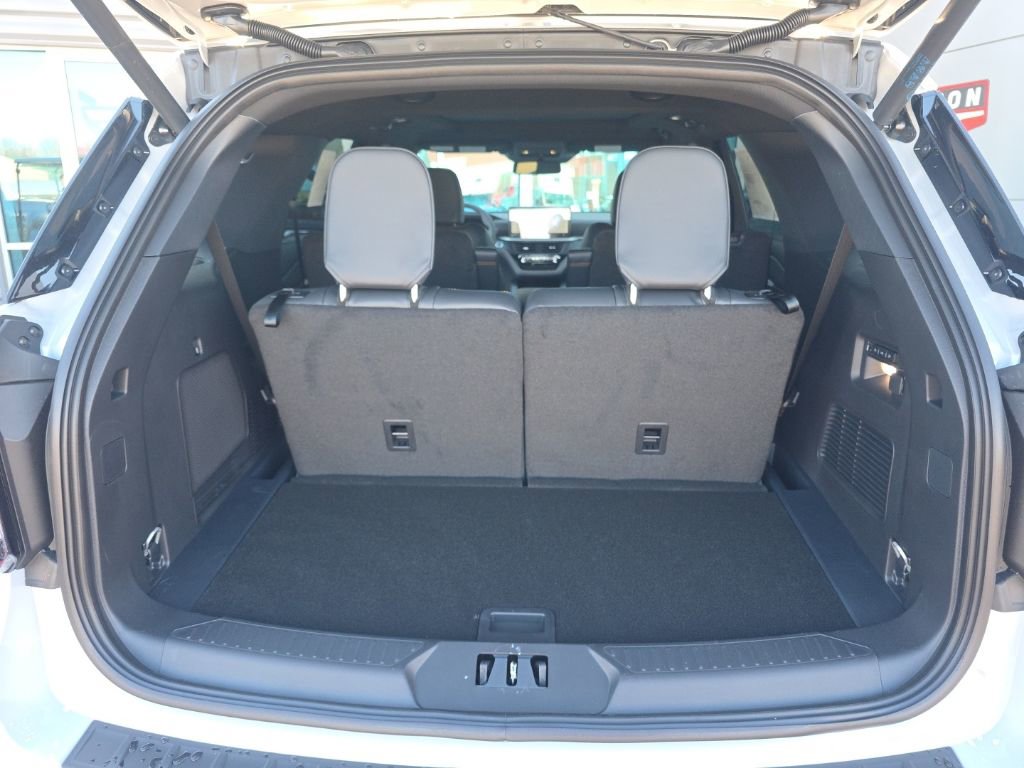 New 2026 Ford Explorer Tremor w/ Tremor Ultimate Package image 33