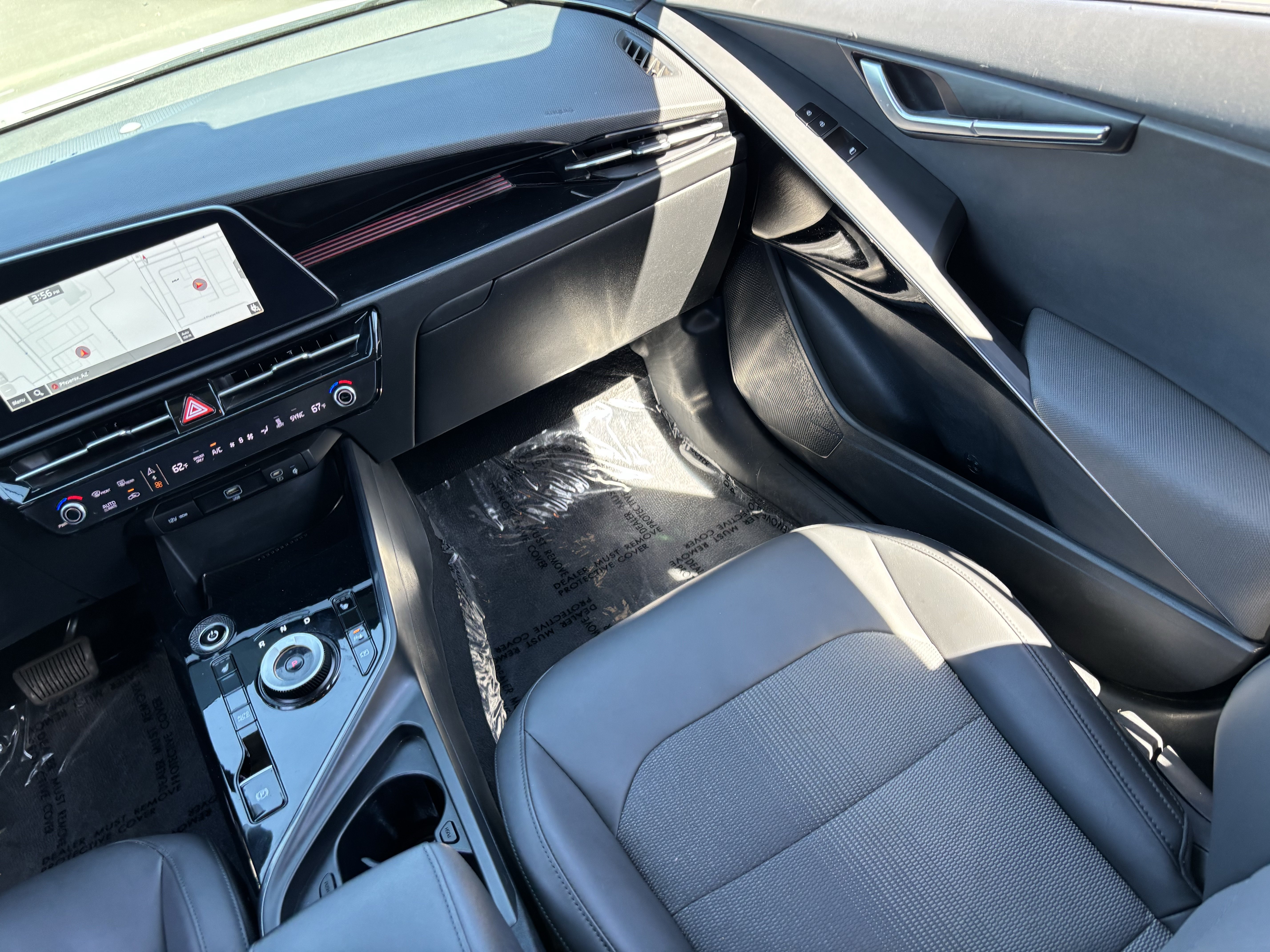 Certified 2023 Kia Niro Wind FWD image 14