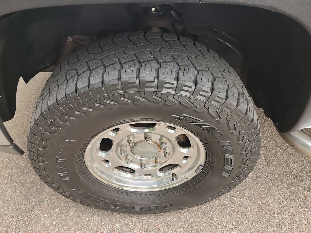 Used 2002 Chevrolet Silverado 2500 LS AWD/4WD image 12