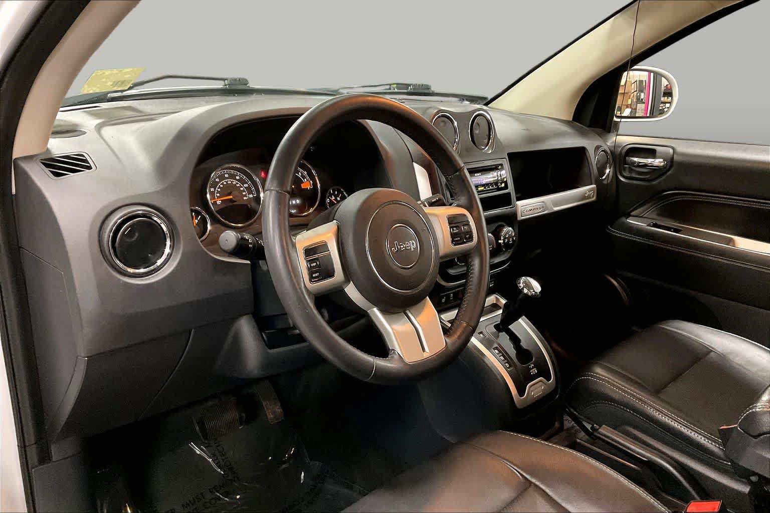 Used 2017 Jeep Compass High Altitude AWD/4WD image 18
