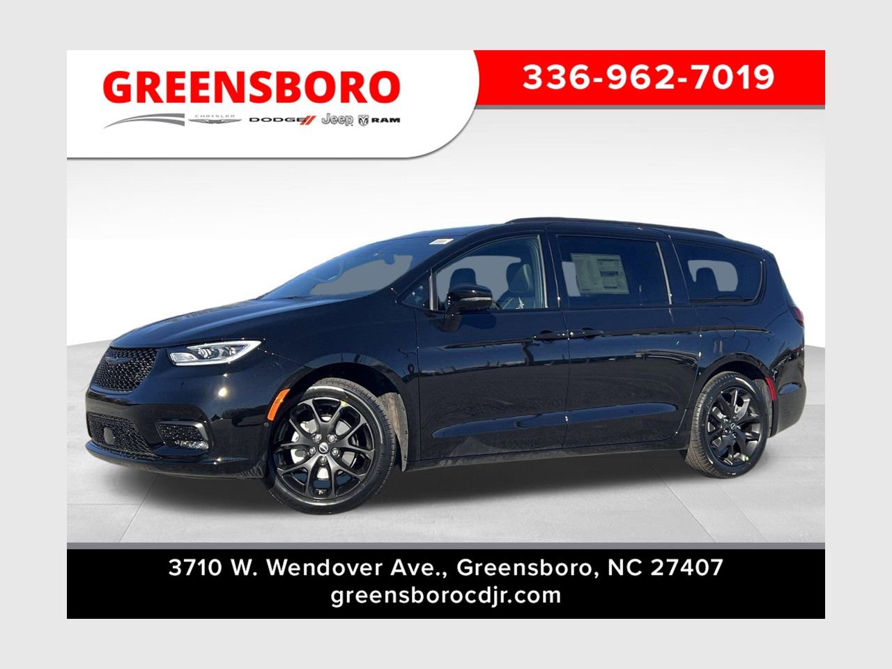New 2026 Chrysler Pacifica Select w/ S Appearance Package