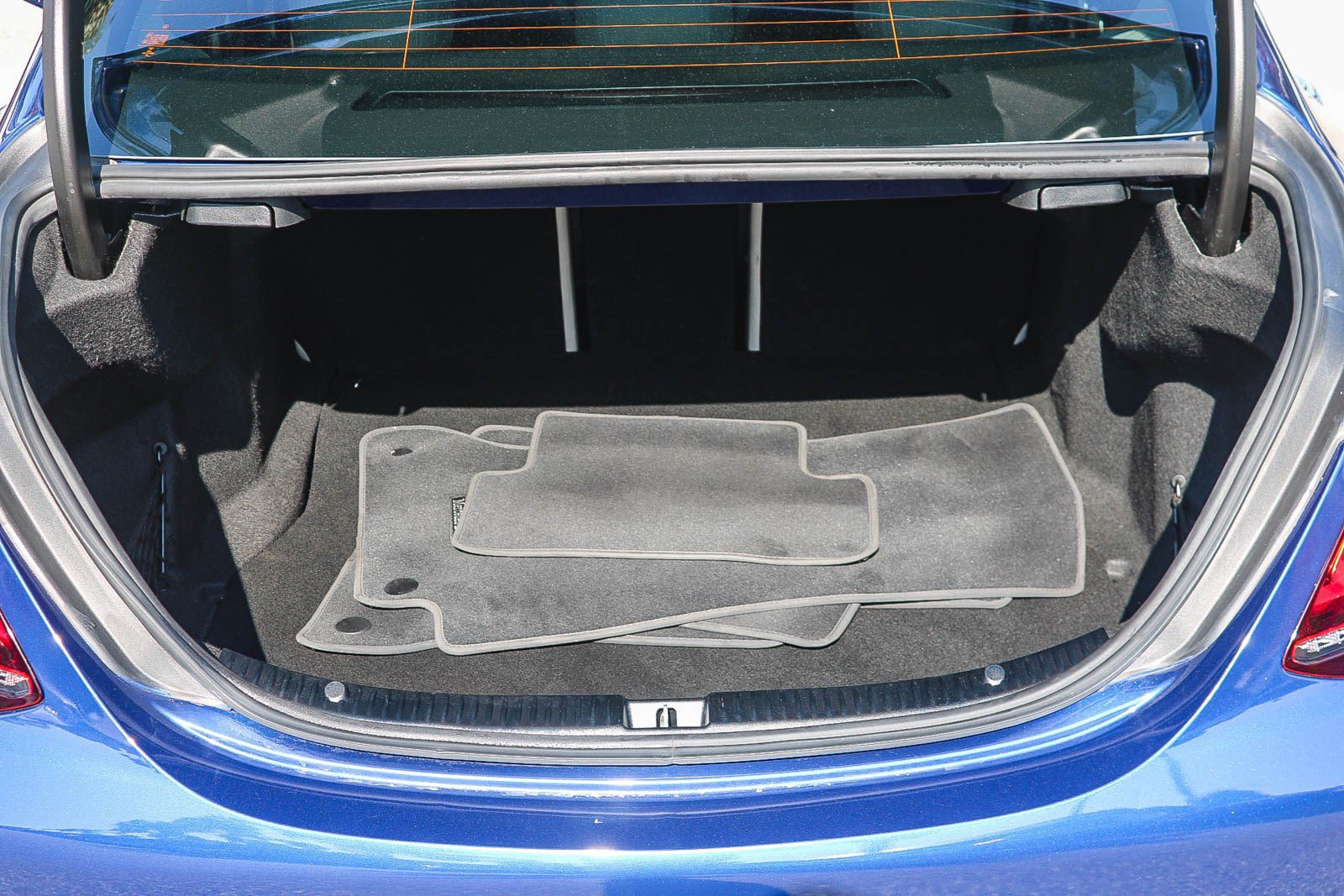 Used 2021 Mercedes-Benz C 300 Sedan image 26