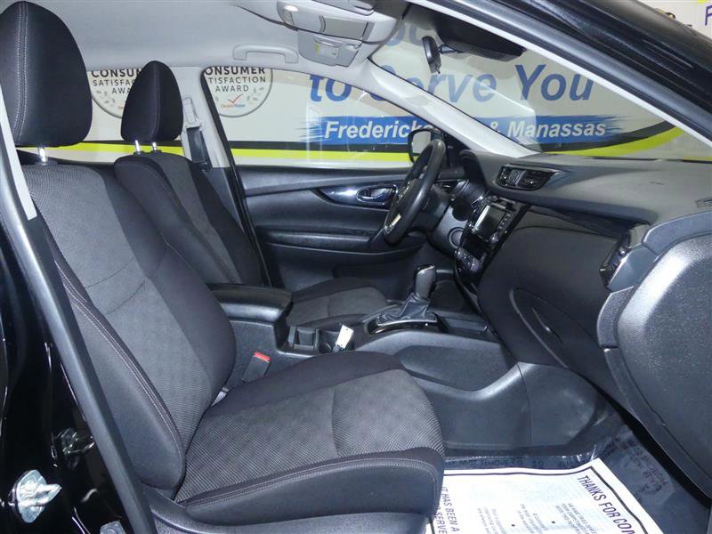 Used 2019 Nissan Rogue Sport SV image 7