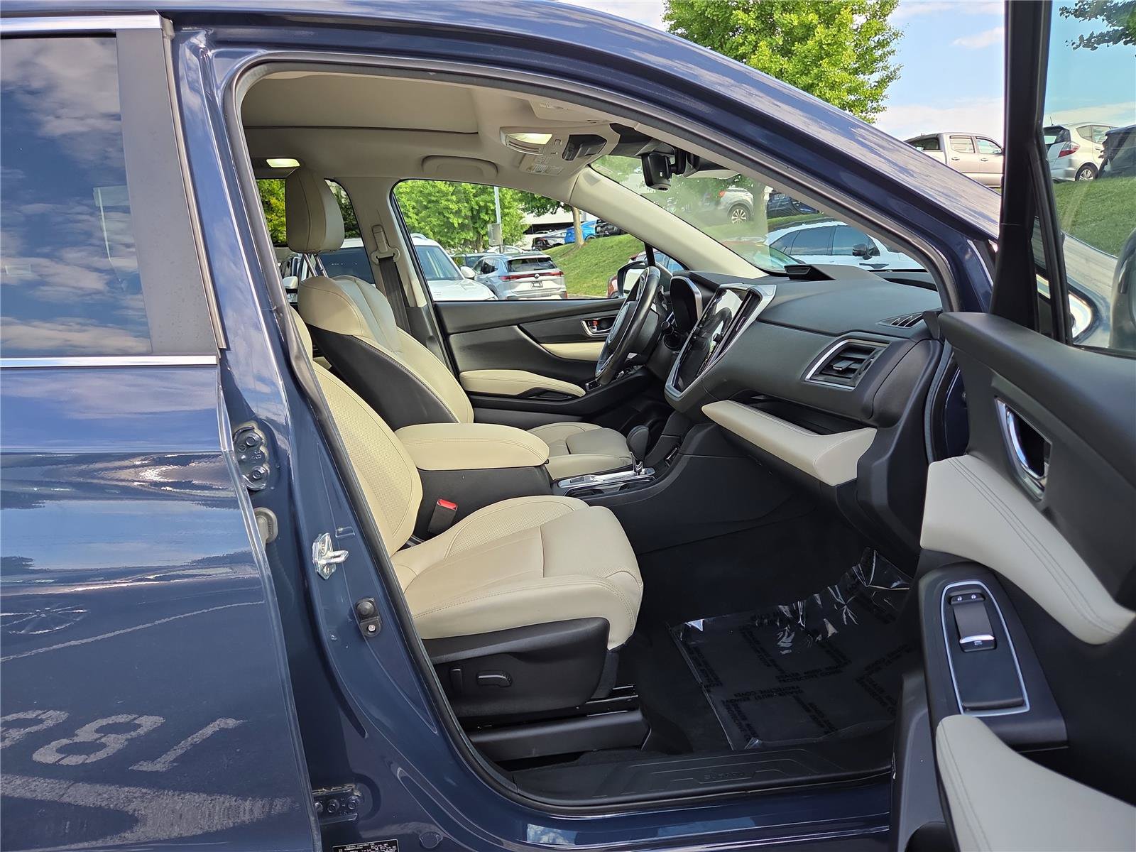 Used 2023 Subaru Ascent Limited w/ Technology Package AWD/4WD image 26