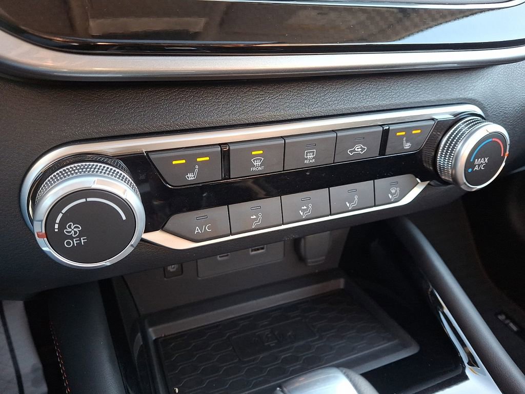 Certified 2024 Nissan Altima 2.5 SR w/ SR Premium Package image 16