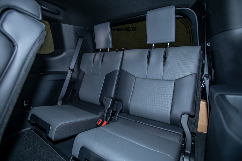 Used 2024 Lexus GX 550 w/ Accessory Package (31) AWD/4WD image 16