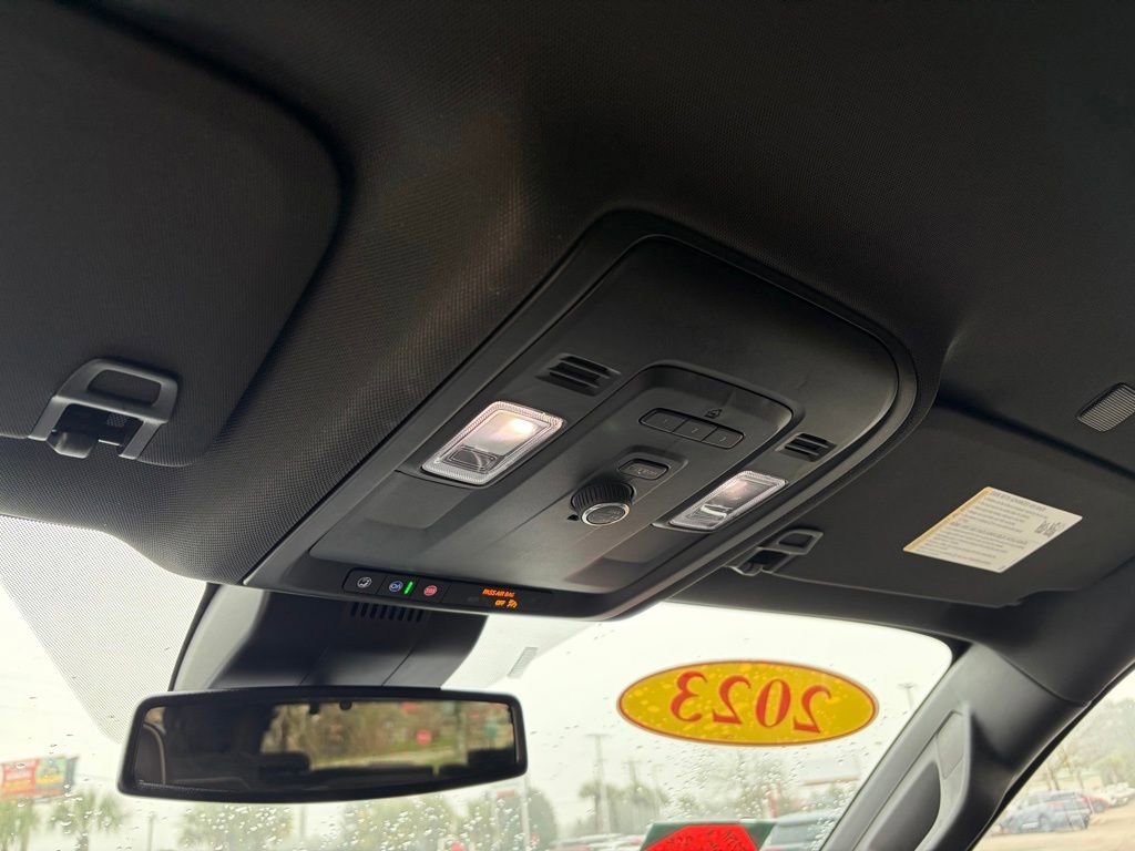 Used 2023 GMC Yukon SLT image 20