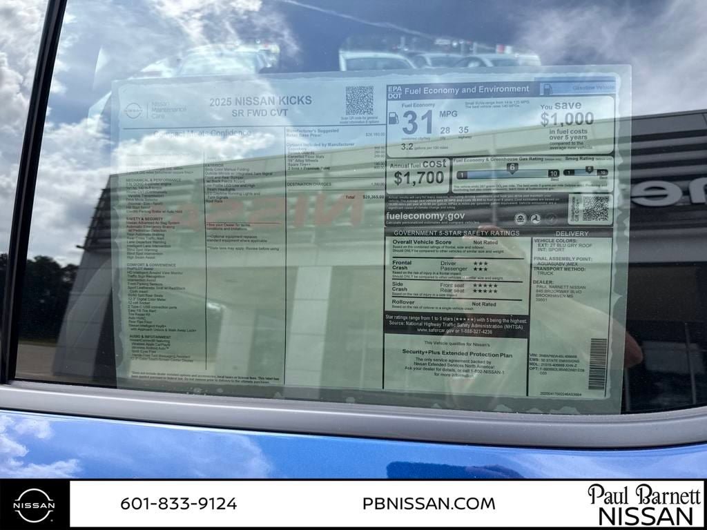 New 2025 Nissan Kicks SR FWD image 32