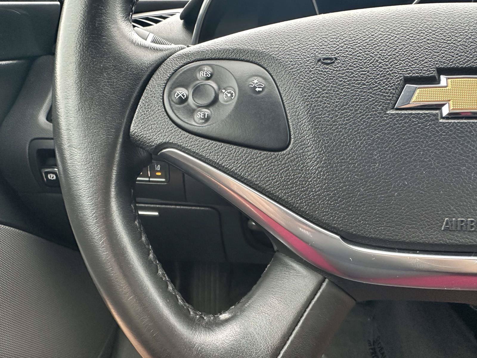 Used 2016 Chevrolet Impala LTZ FWD image 12
