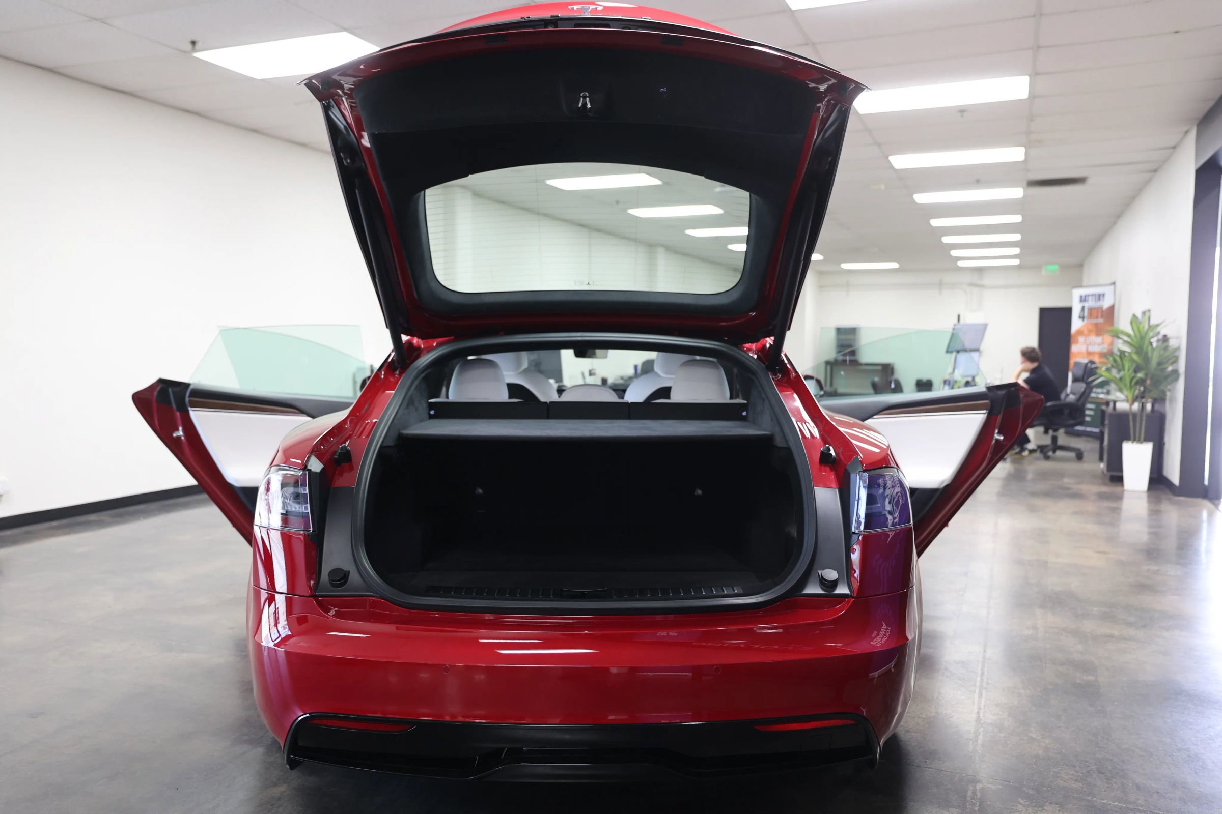 Used 2022 Tesla Model S Standard Range AWD/4WD image 48