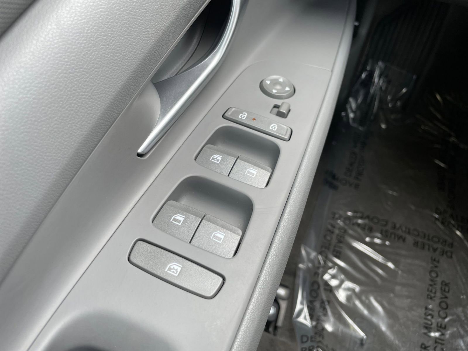 Used 2025 Hyundai Elantra SEL image 18