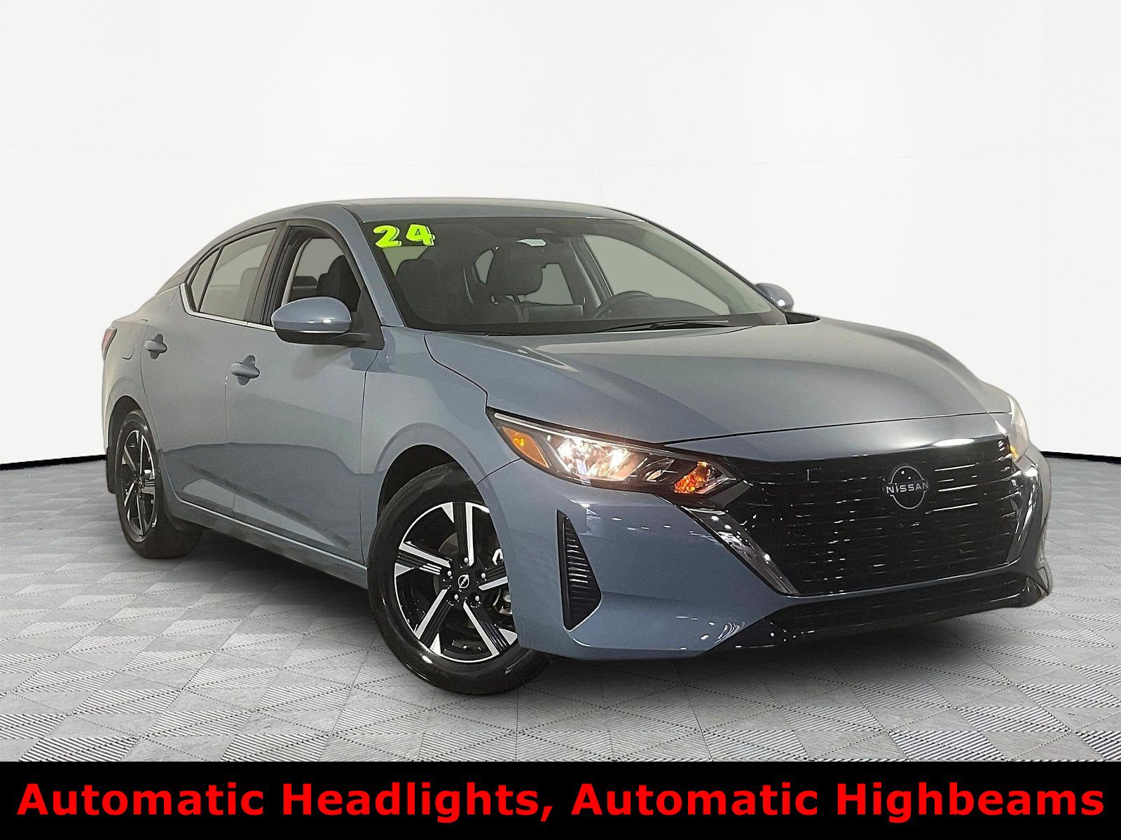 Used 2024 Nissan Sentra SV FWD image 3