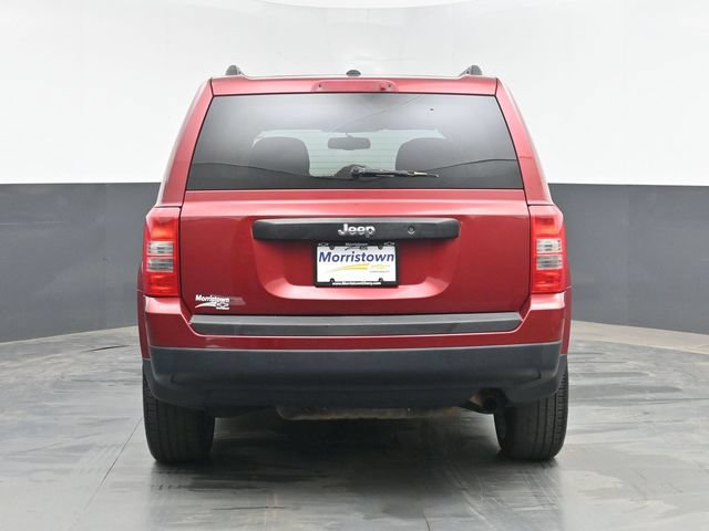 Used 2016 Jeep Patriot Sport FWD image 13