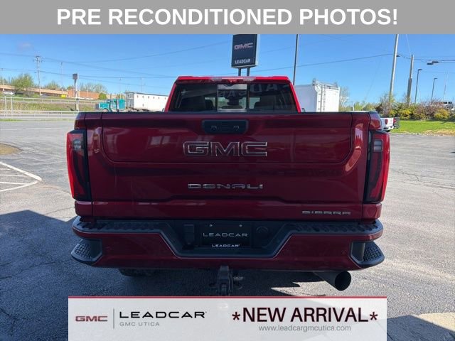 Used 2024 GMC Sierra 2500 Denali w/ Denali Reserve Package AWD/4WD image 4