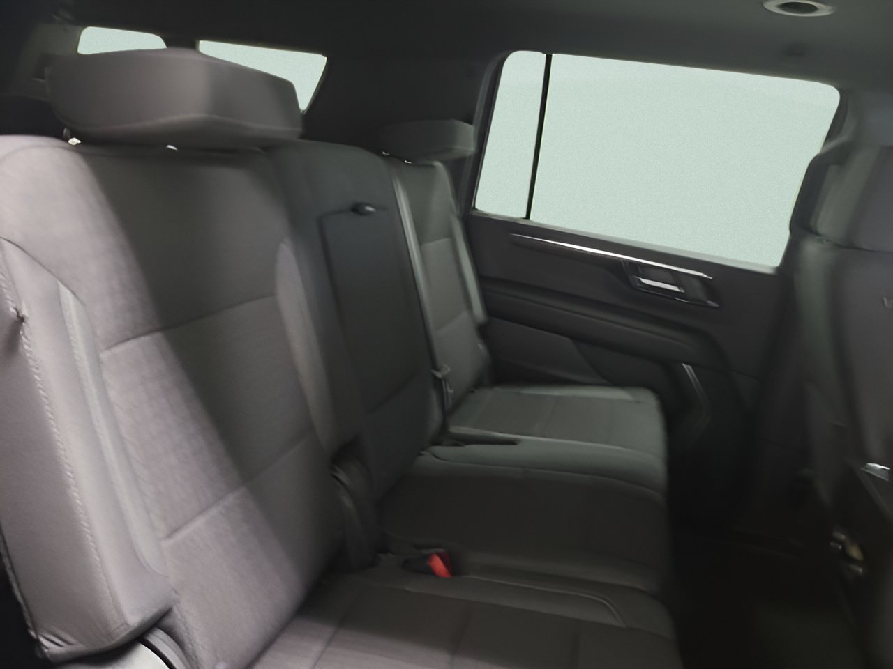 Used 2026 Chevrolet Suburban LS AWD/4WD image 13