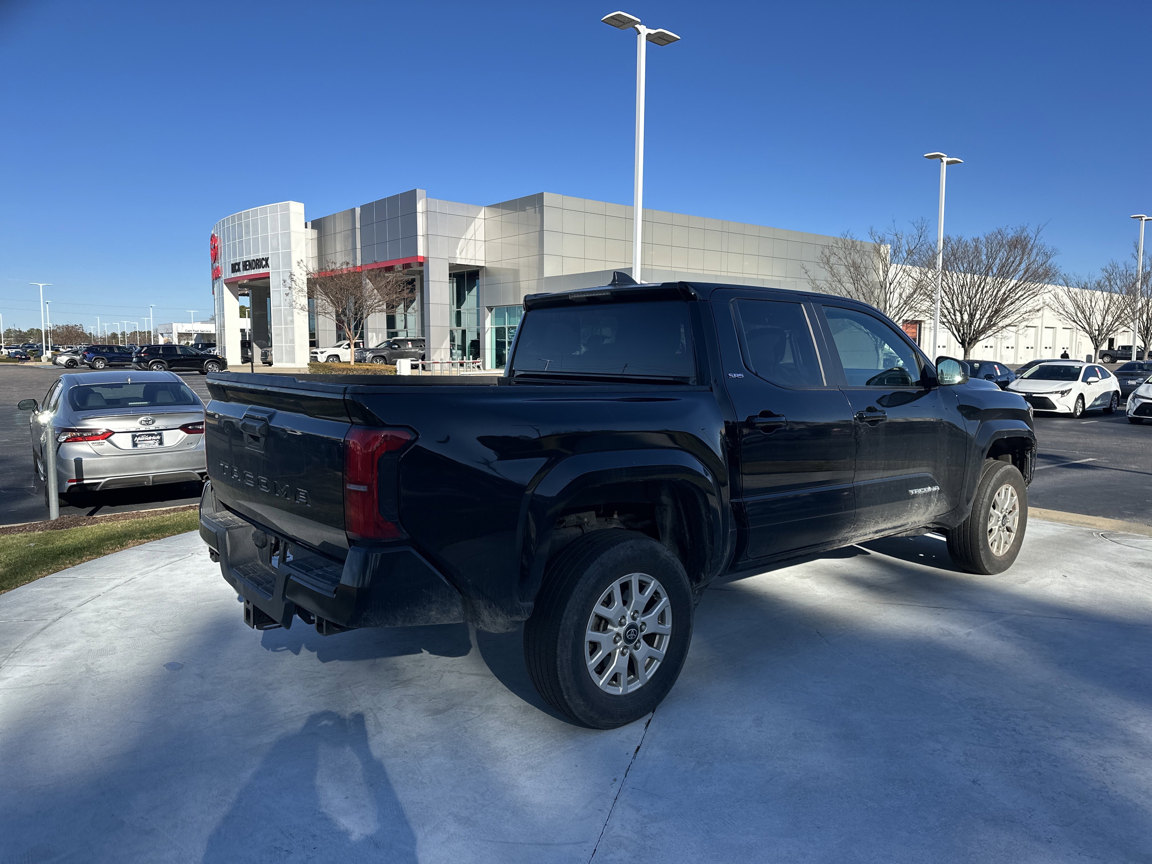 Certified 2024 Toyota Tacoma SR5 image 10
