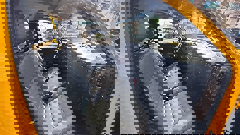 Used 2018 Chevrolet Silverado 3500 W/T AWD/4WD image 29