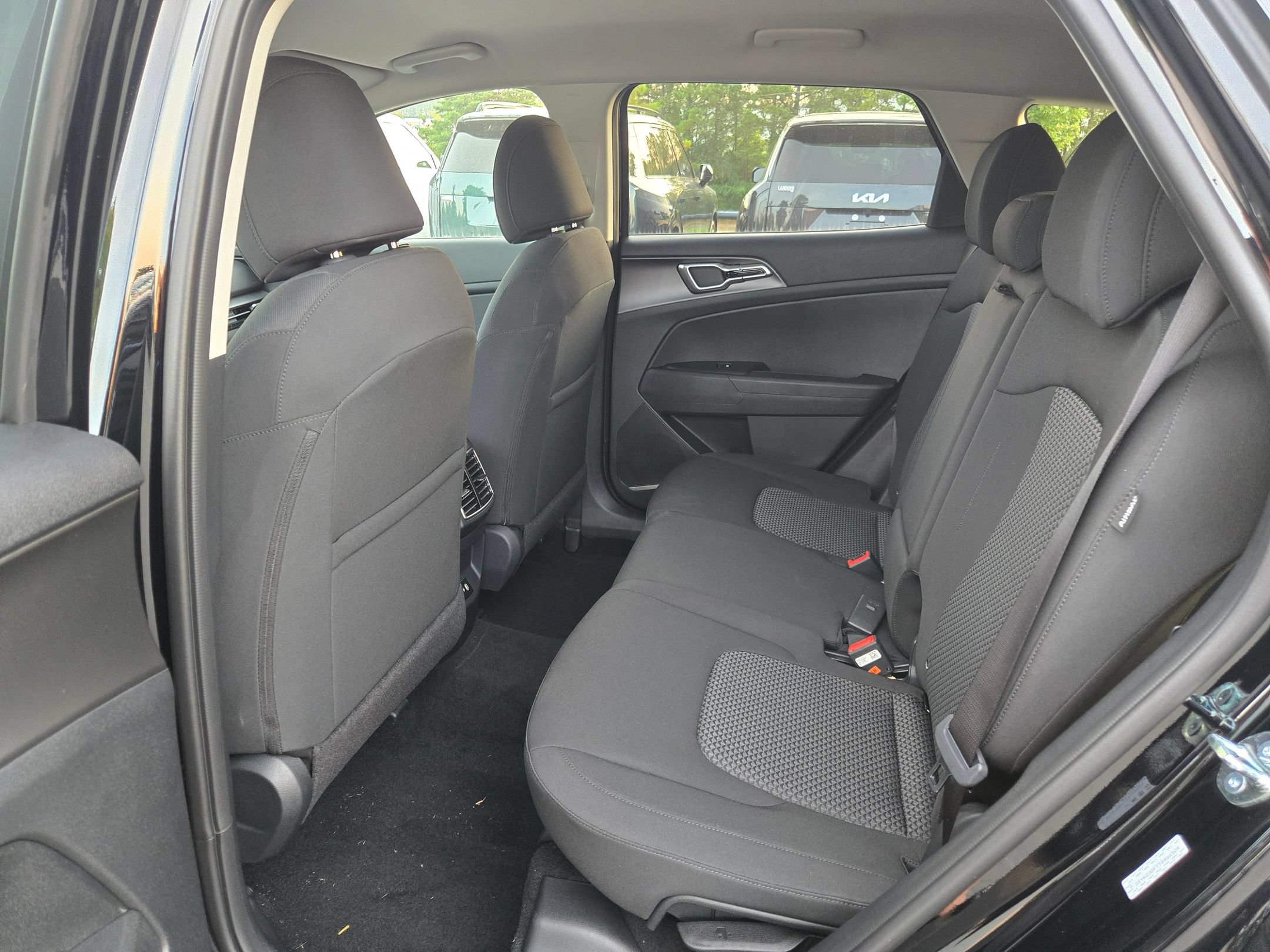 New 2026 Kia Sportage LX w/ LX Convenience Package FWD image 31