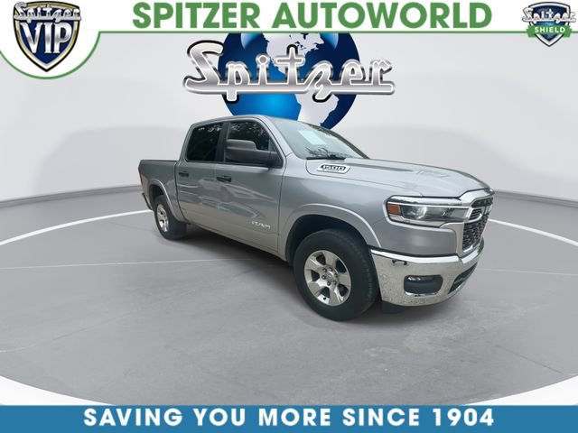 Used 2025 RAM 1500 Big Horn AWD/4WD image 2