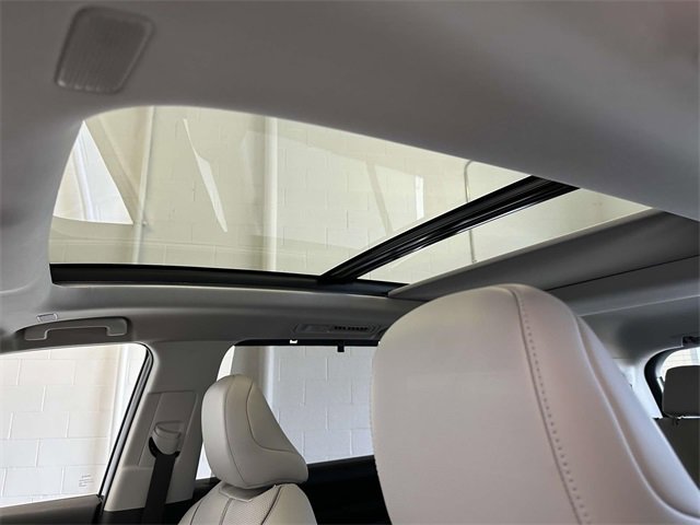 Used 2024 Toyota Grand Highlander AWD image 24