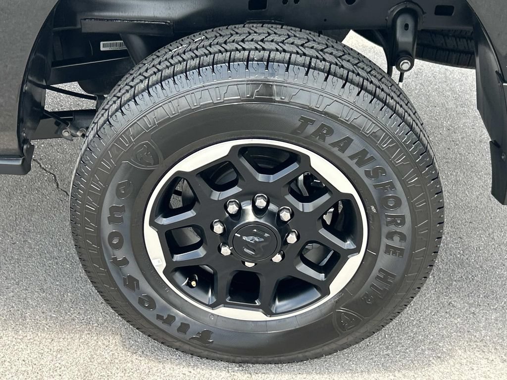 Used 2026 RAM 2500 Laramie AWD/4WD image 17