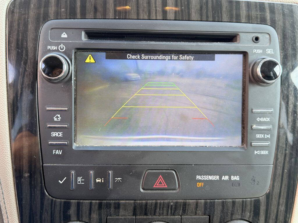 Used 2013 Chevrolet Traverse LT AWD/4WD image 24