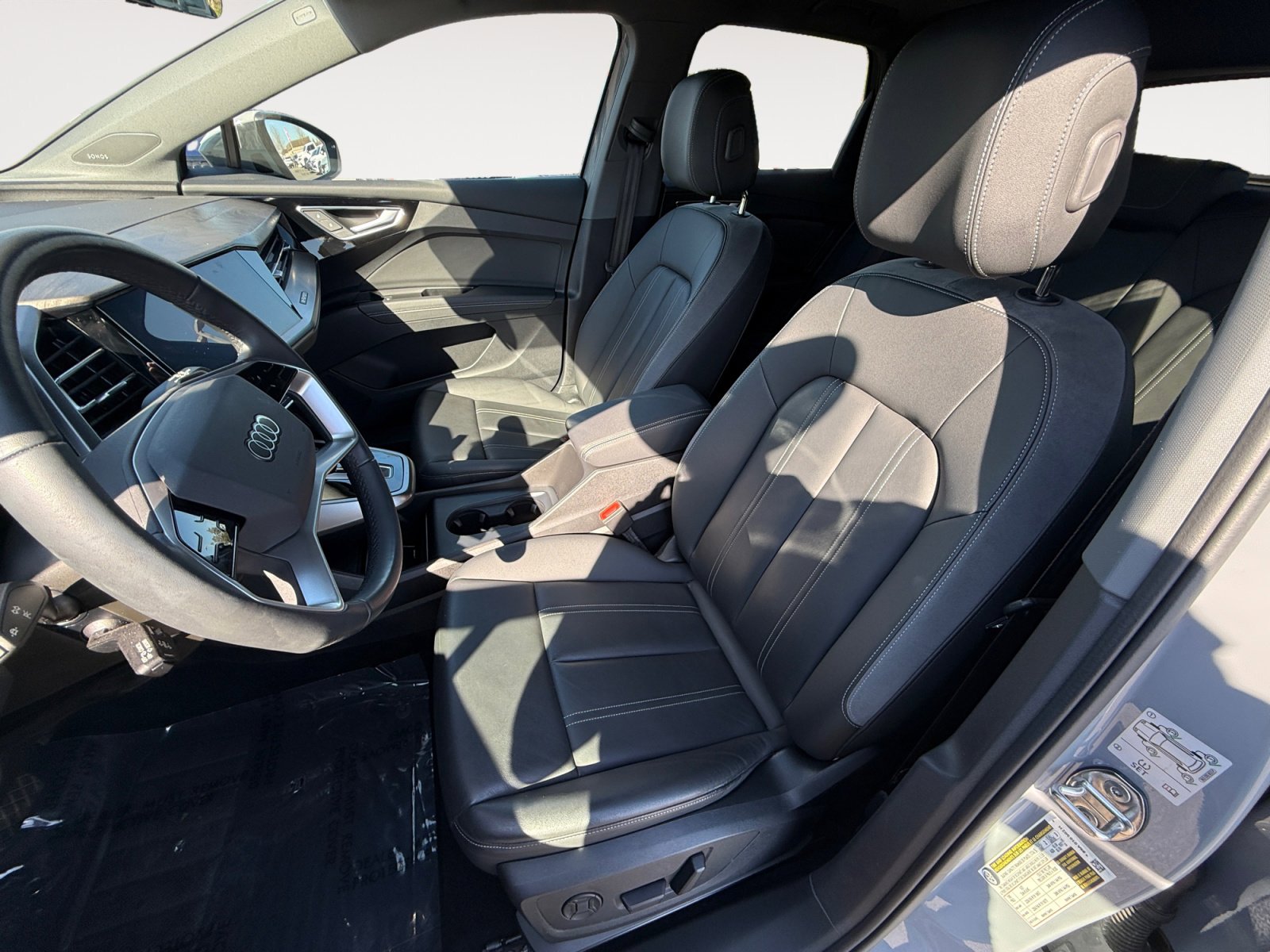 Used 2023 Audi Q4 e-tron Premium Plus w/ Premium Plus image 10