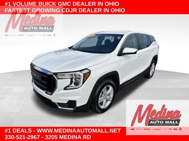 Used 2024 GMC Terrain SLE FWD image 1